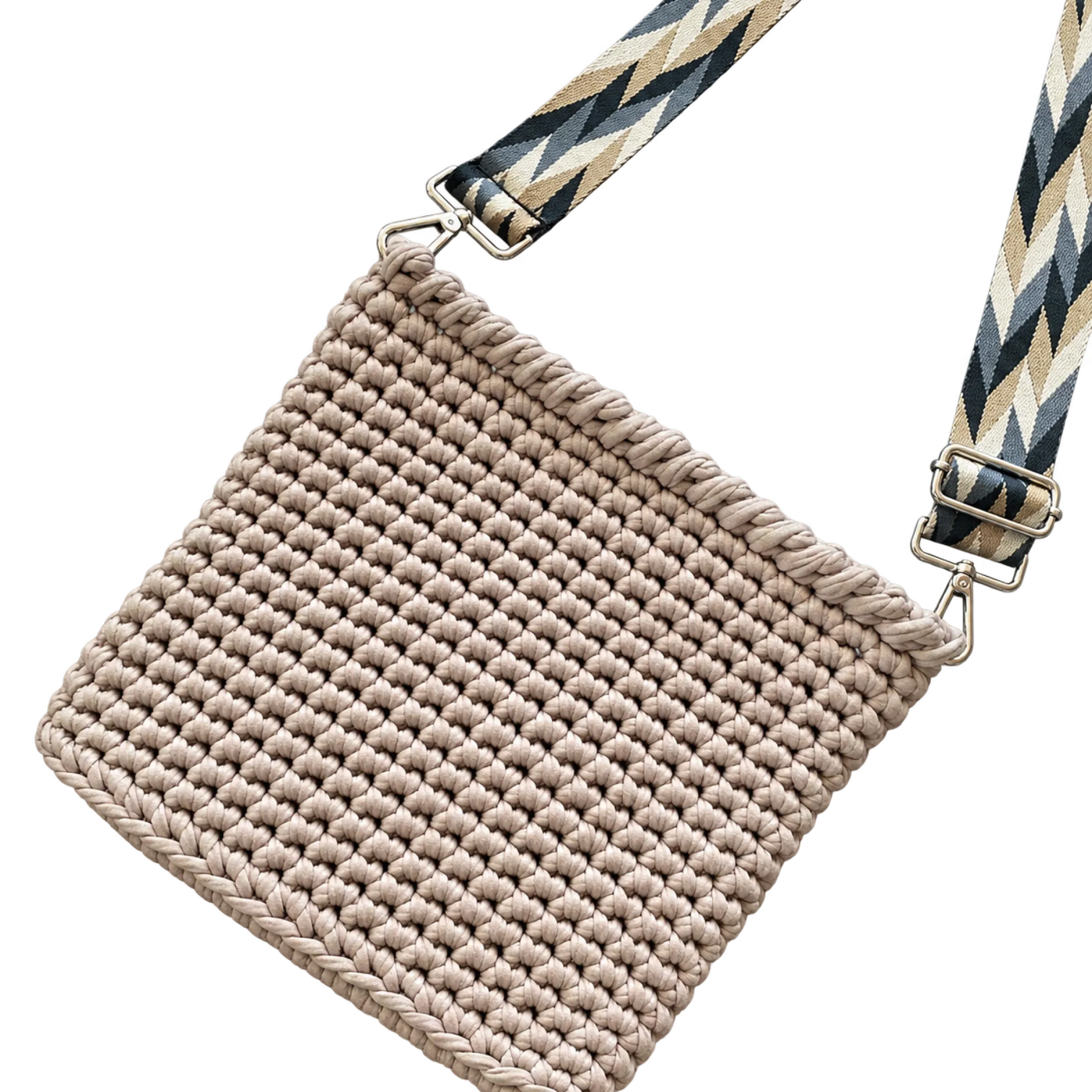 FURORE (25cm x 25cm)