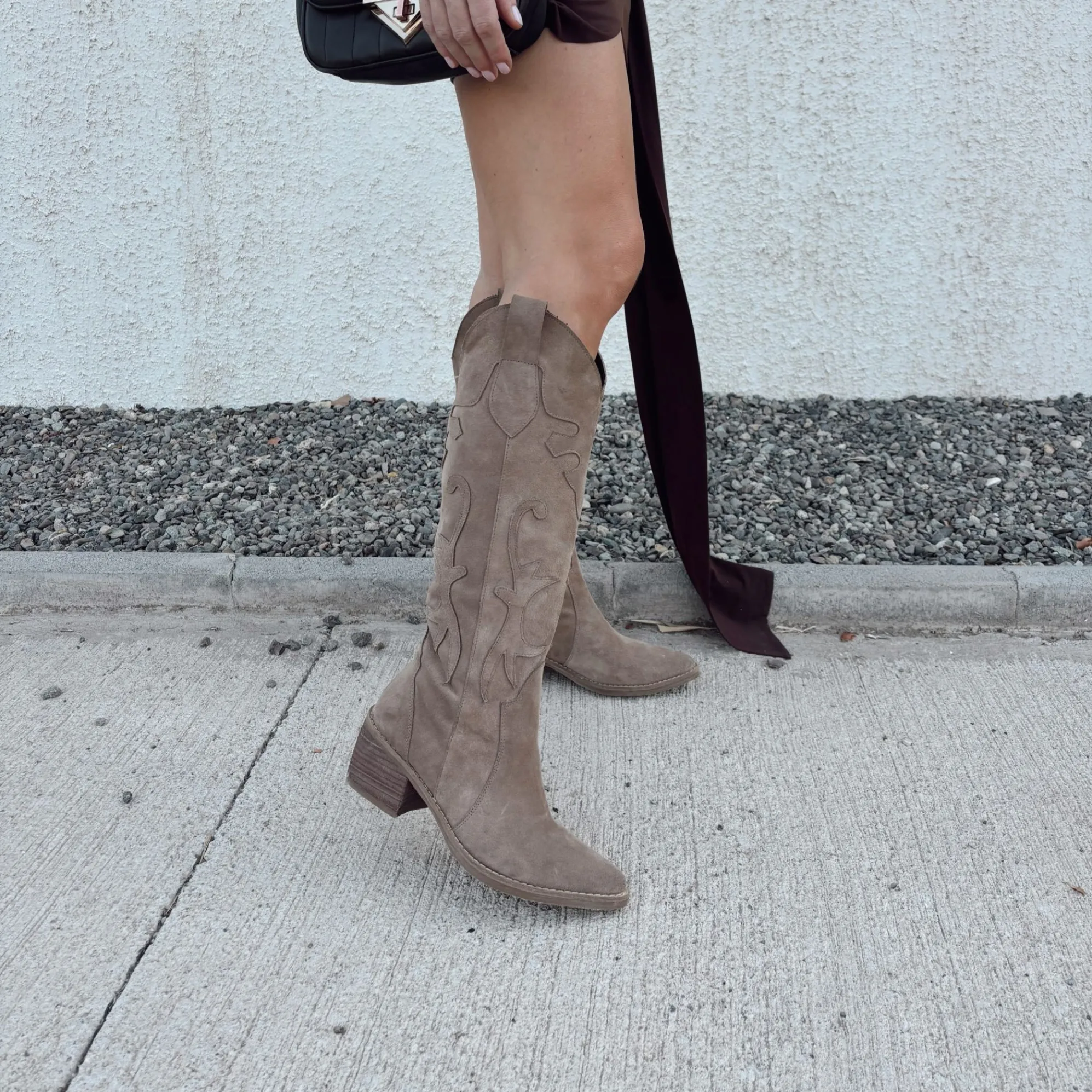 MONTANA TAUPE