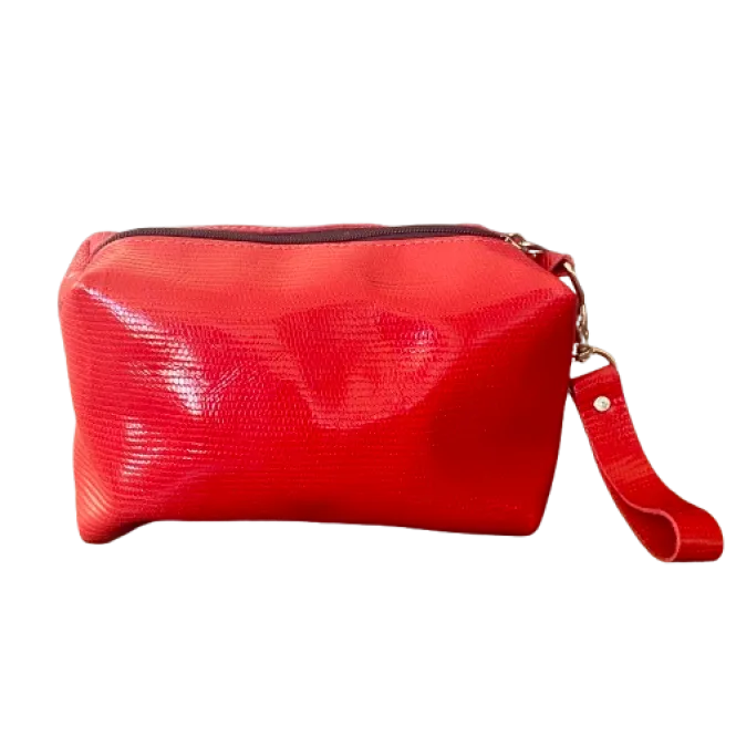 NECESER ROJO CHAROL